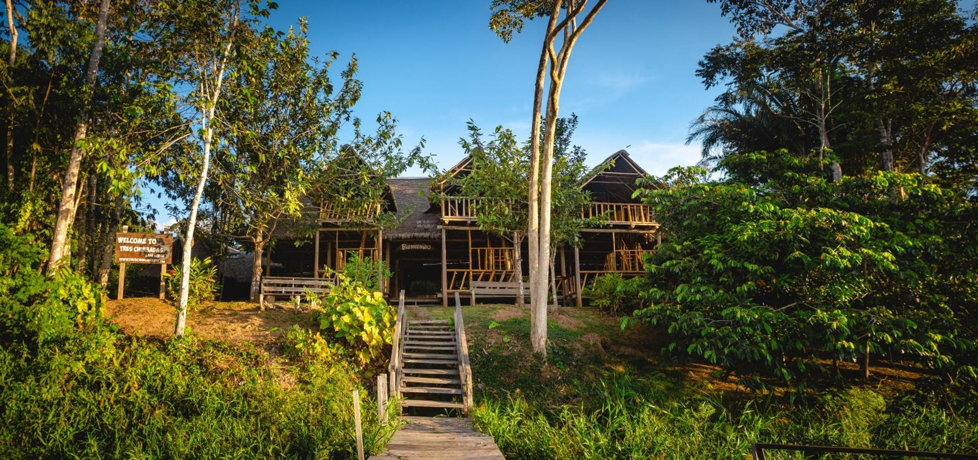 Tres Chimbadas Lake Lodge Tambopata Exterior photo