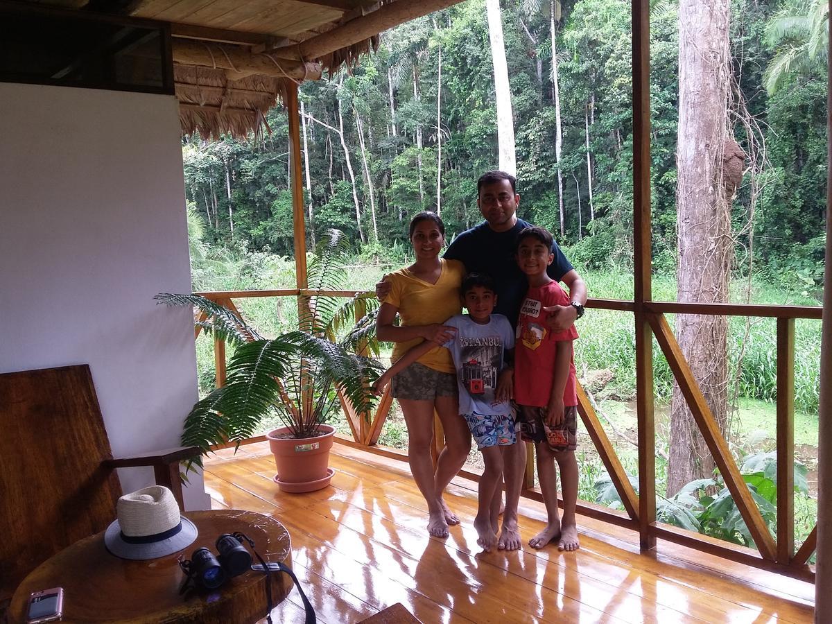 Tres Chimbadas Lake Lodge Tambopata Exterior photo