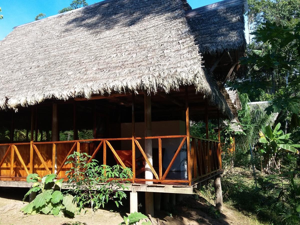 Tres Chimbadas Lake Lodge Tambopata Exterior photo